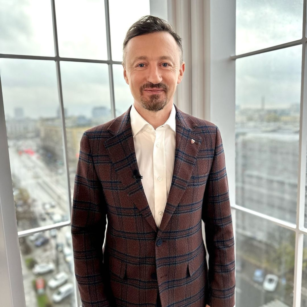 Koszule męskie na święta Bożego Narodzenia 2023 – przegląd najmodniejszych modeli na wigilię i nie tylko